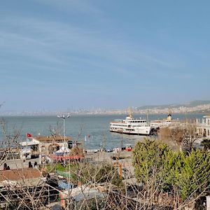 Villa Sea View Retreat In Buyukada 1 Min To Ferry Istanbul Exterior photo