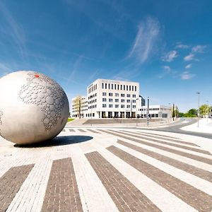 Hotel Vienna House by Wyndham Ernst Leitz Wetzlar Exterior photo