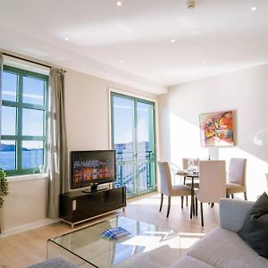 Ferienwohnung Seafront Apt. With Elevator And French Balcony Bergen Exterior photo