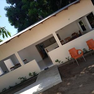 Hotel Campement Diamoral Diakene Ouloff Diakene Ouolof Exterior photo