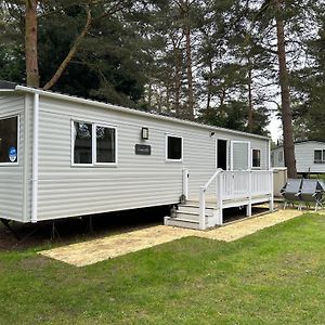 Hotel Woodlands Retreat Caravan Great Yarmouth Exterior photo