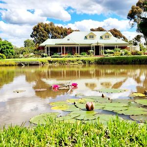 Villa The Lake House Waranga Shores Exterior photo