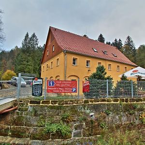 Hotel Penzion U Vyhlídky Chřibská Exterior photo