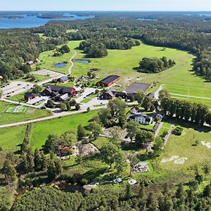 Hotel Siggesta Gard Värmdö Exterior photo