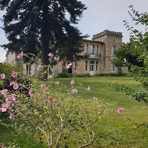 Bed and Breakfast La Maison Du Seguy Saint-Ciers-de-Canesse Exterior photo