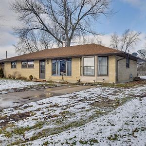 Villa Cozy Wisconsin Escape With Deck, Grill And Fire Pit! Pleasant Prairie Exterior photo