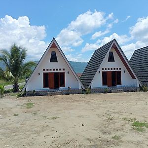 Penginapan & Homestay Geopark Ciletuh Cikadal Exterior photo