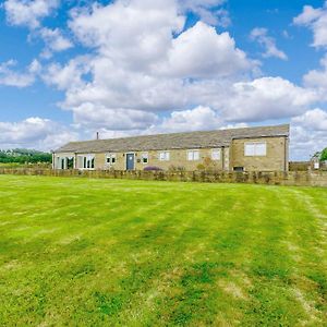 Villa 3 Bed In Denby Dale 88924 Exterior photo