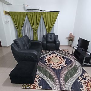 Fausal Legacy Homestay Sungai Besar Exterior photo