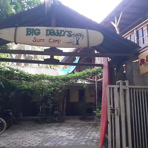 Ferienwohnung Big Daddy'S Surfcamp Pasanggaran Exterior photo