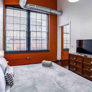 Ferienwohnung Ny Style Centric Loft With King Bed By Park Av Rochester Exterior photo