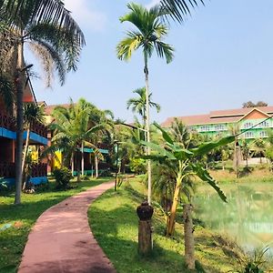 Saensukkho Green Hotel & Resort Chiang Rai Exterior photo