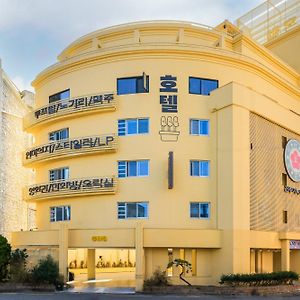 Aank Hotel Jeonju Exterior photo