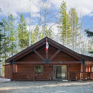 Legacy Vacation Rental Valemount Exterior photo