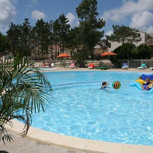 Ferienwohnung Olydea Oleron Les Sables Vignier Saint-Georges-d'Oleron Exterior photo