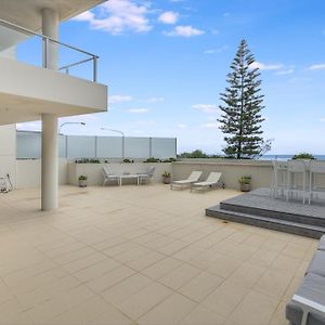 Aparthotel Pure Kirra Gold Coast Exterior photo