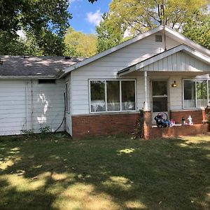 Villa Hanson Family Lake House Angola Exterior photo