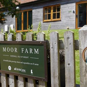 Villa The Old Barn At Moor Farm Godshill  Exterior photo