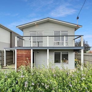 Villa Ocean Chill - 10 Mins To Phillip Island Kilcunda Exterior photo