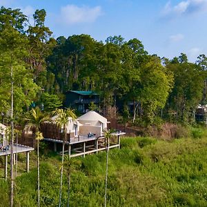 Machaan Wilderness Lodge Srimangala Exterior photo