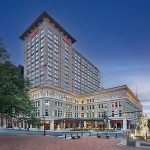 Hotel Lancaster Marriott At Penn Square Exterior photo