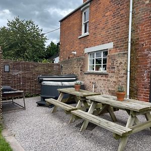 Villa Cosy Farm House In Forest Of Dean Westbury on Severn Exterior photo