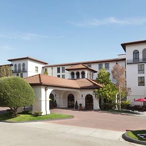 Hilton Garden Inn Cupertino Exterior photo