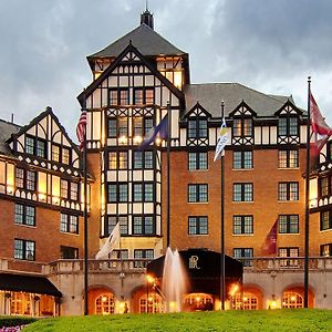 Hotel Roanoke & Conference Center, Curio Collection By Hilton Exterior photo