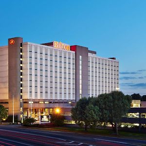 Hotel Hilton Newark Airport Elizabeth Exterior photo