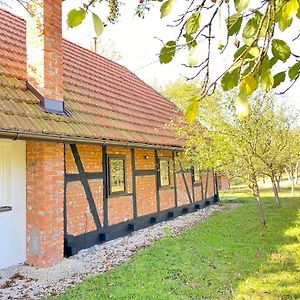 Villa Vikend Na Ozrenu Petrovo Exterior photo