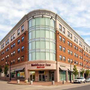 Residence Inn Portland Downtown Waterfront Exterior photo