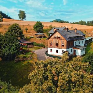 Hotel Penzion Na Vysinkach, Jetrichovice, Ceske Svycarsko Exterior photo