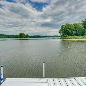 Villa Waterfront Michigan Getaway With Private Dock Free Soil Exterior photo