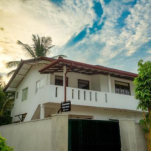 Swarni Home Ambalangoda  Exterior photo