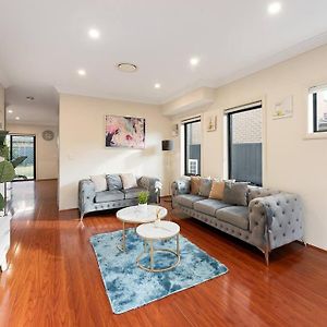 Villa Aircabin - Carlingford - Sydney - 4 Beds House Exterior photo