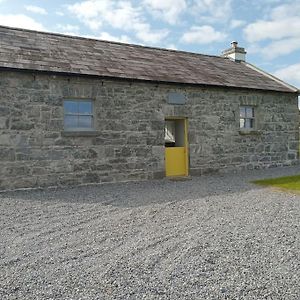 Villa St Johns Old Schoolhouse Lecarrow Exterior photo