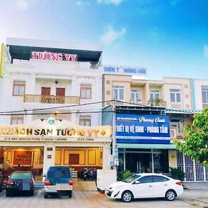 Hotel Khach San Tuong Vy Rach Gia Exterior photo