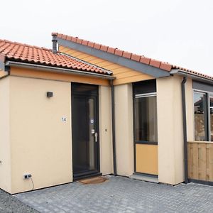 Villa Wellness Bungalow With Whirlpool And Sauna Zevenhuizen  Exterior photo