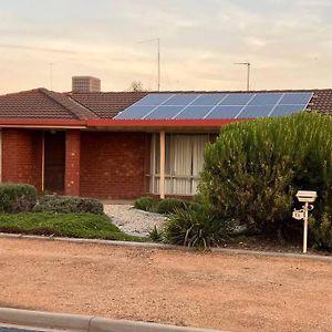 Villa Abide Awhile Mooroopna Exterior photo