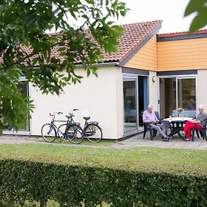 Villa Enjoy A 6-Person Bungalow Zevenhuizen  Exterior photo