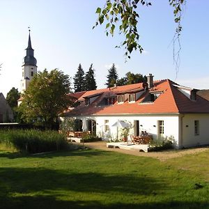 Apartmenthotel Garni Gärtnerhaus Schloss Reinharz Bad Schmiedeberg Exterior photo