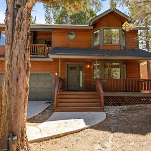 Villa Bigfoot'S Hideout - Warm And Welcoming, Minutes To Grocery, Boutiques, And Entertainment! Big Bear Lake Exterior photo