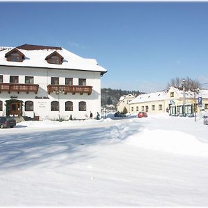 Hotel Stara Skola Sloup  Exterior photo