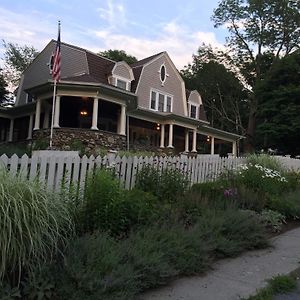 Bed and Breakfast Hilltop House Bed&Breakfast Amenia Exterior photo