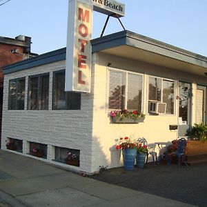 Town&Beach Motel Falmouth Exterior photo