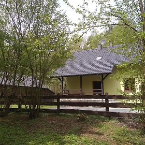 Villa Lesniczowka Lesny Azyl Stanislawice  Exterior photo