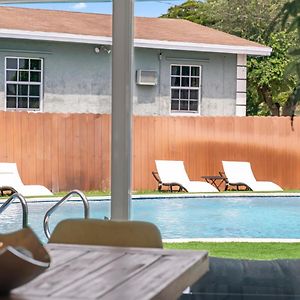 Miami Fun Home With Pool & Games L30 Exterior photo