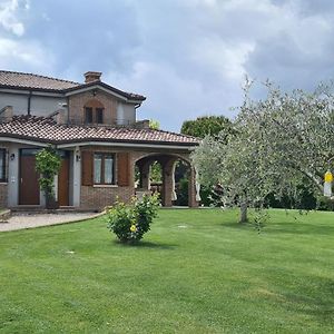 Appartamento In Villa Gra&Mary San Giovanni In Marignano Exterior photo