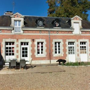 Villa Gite D'Isabelle Lunay Exterior photo