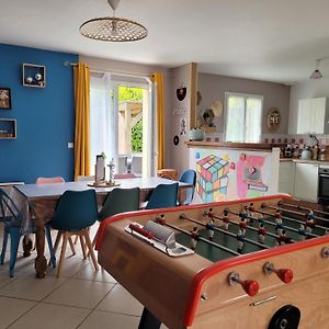 Villa Annees 80, Enquete Et Jeux Hors Du Temps Saint-Romain-le-Preux Exterior photo